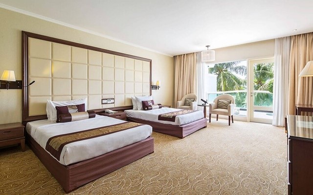 Phòng Deluxe Twin Pool View